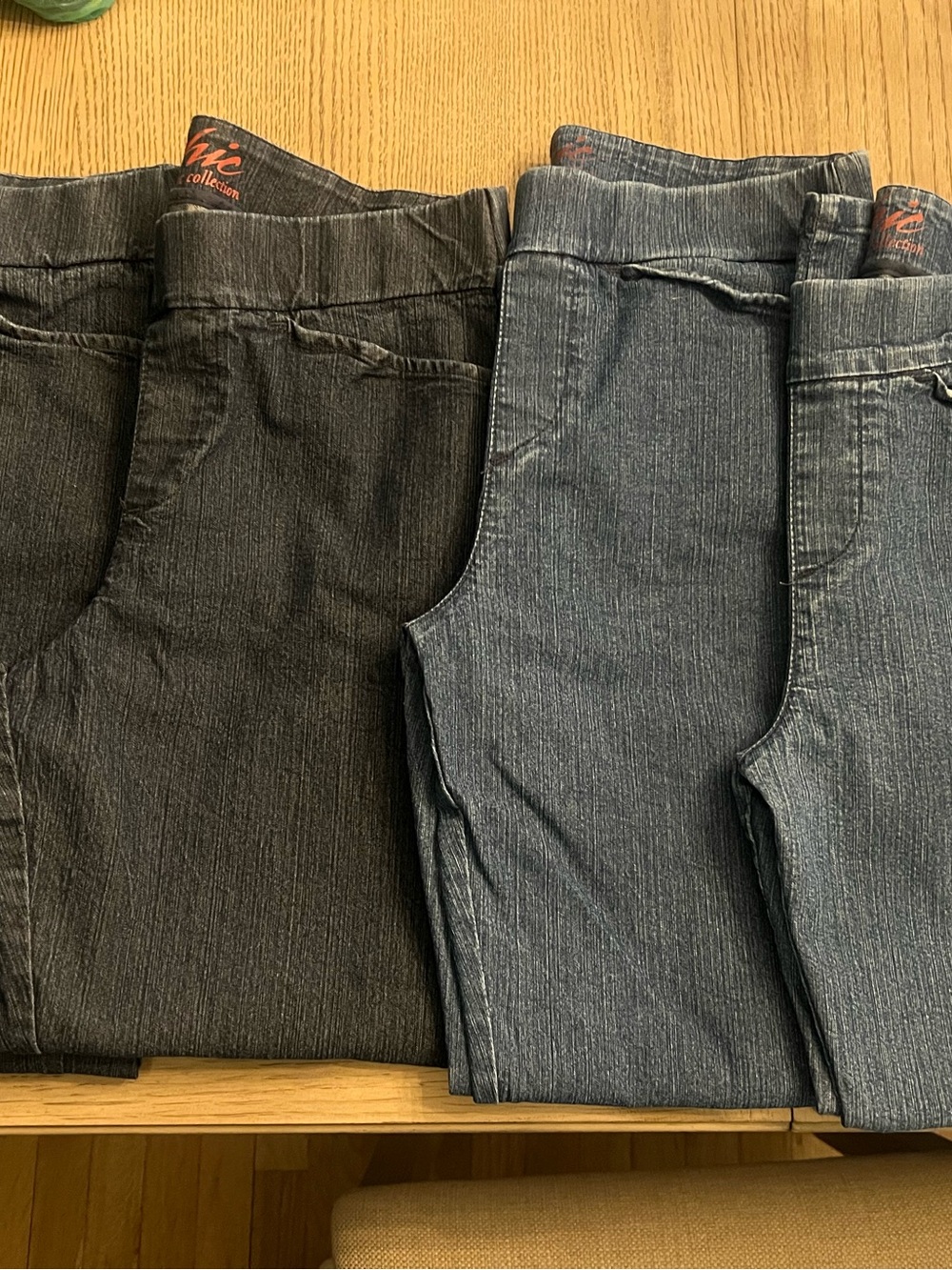 Chic Classic Collection Womens Jeans